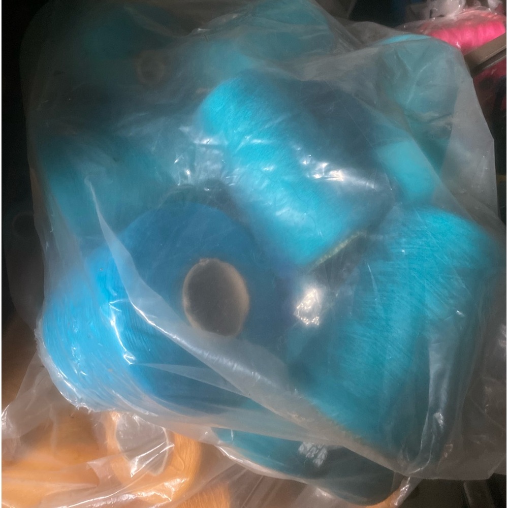 Thread Bulk - Picture 5 of 9